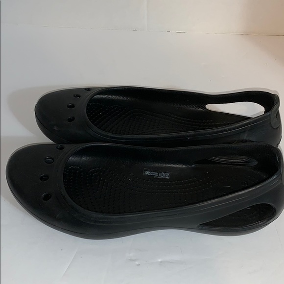 Ladies flip on crocs size 8 - Picture 5 of 7